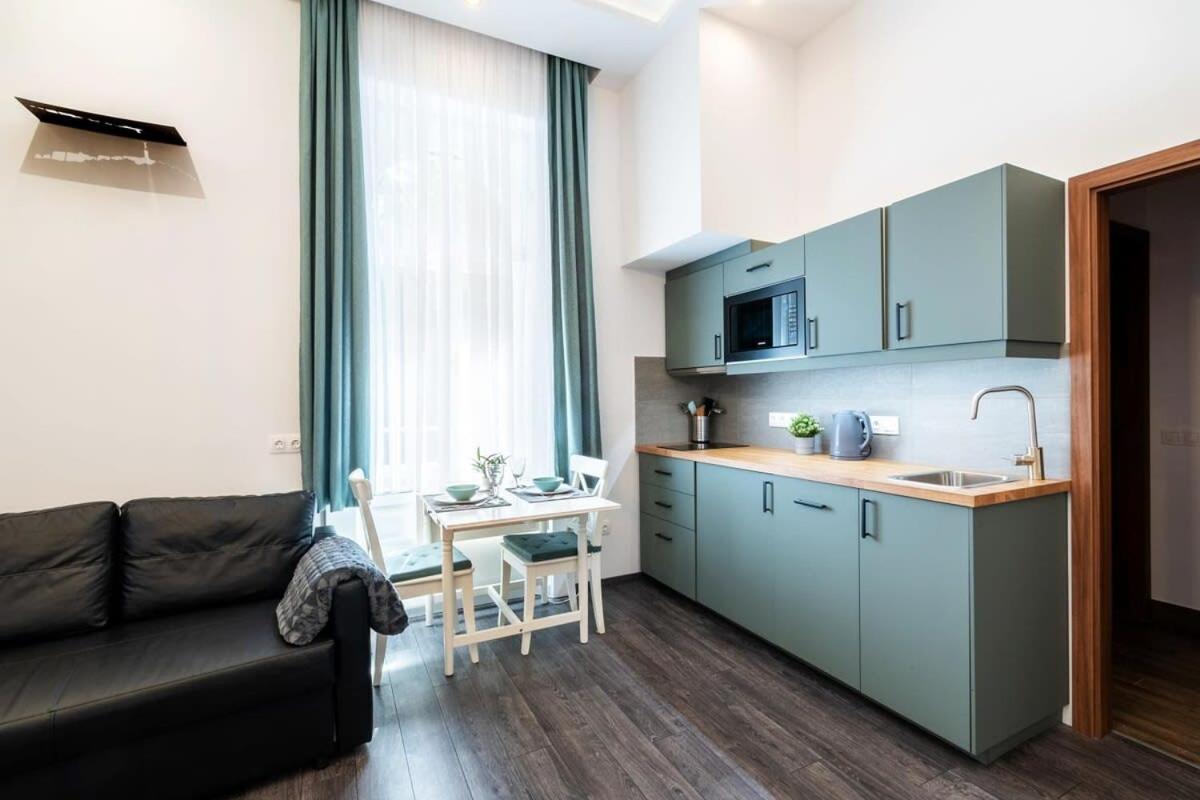 Comfy New Apartment At Castle Budapest Exterior foto