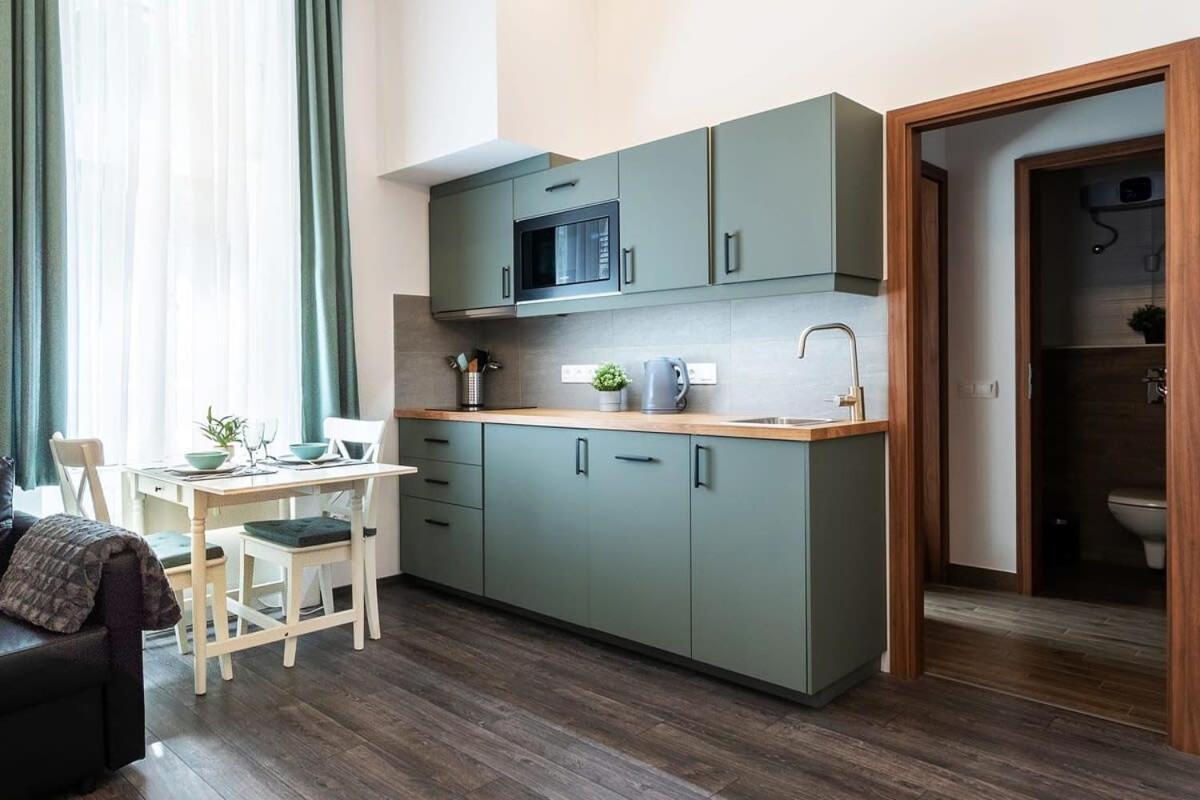 Comfy New Apartment At Castle Budapest Exterior foto